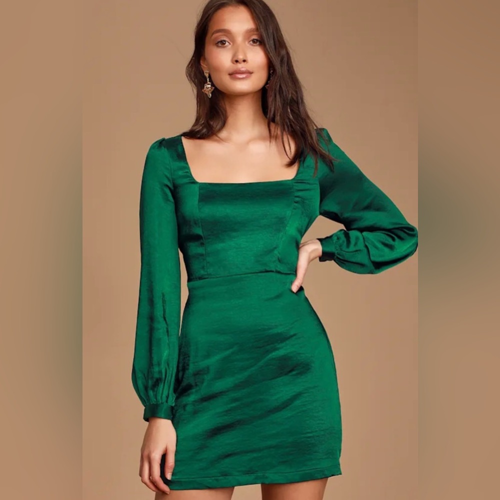 Elegant Green Long Sleeve Dress